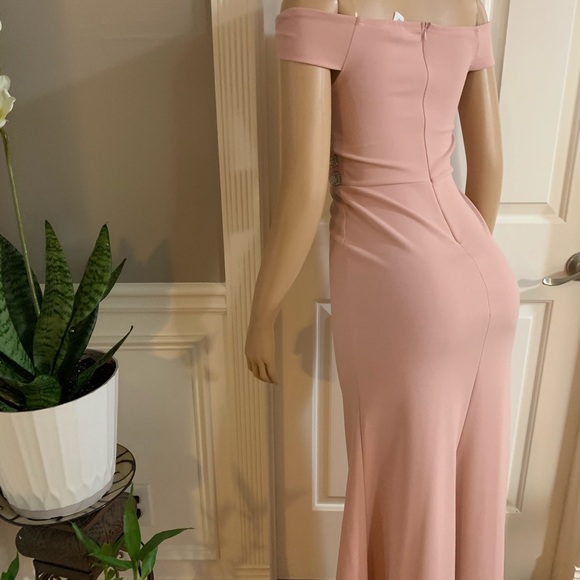 Women’s junior off shoulder dirty pink dress - Picture 11 of 12